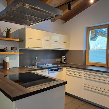 Sellraintal غريس ام سيلراين